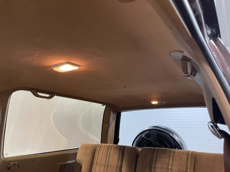 Sold: 1987 Ford Bronco II XL - 4