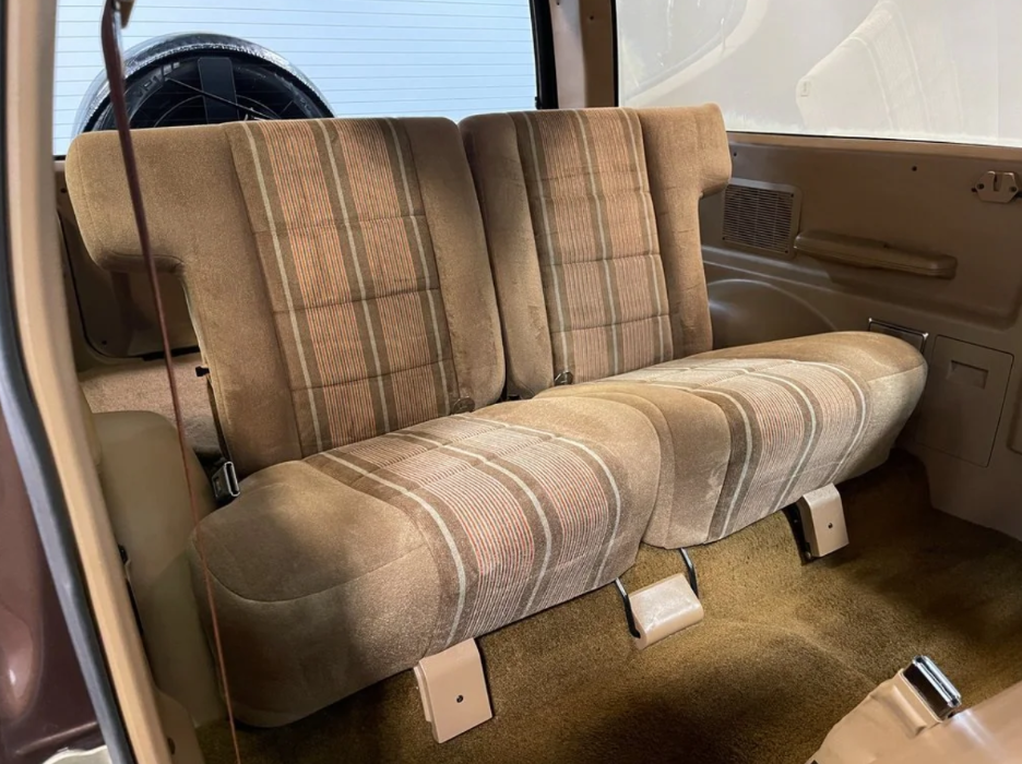 Sold: 1987 Ford Bronco II XL