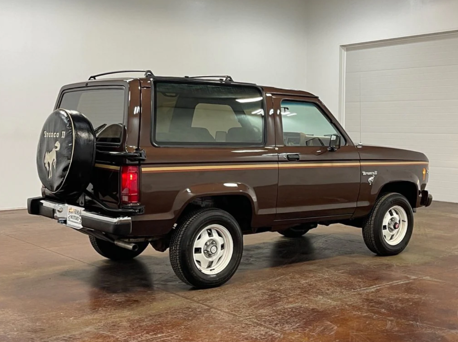 Sold: 1987 Ford Bronco II XL