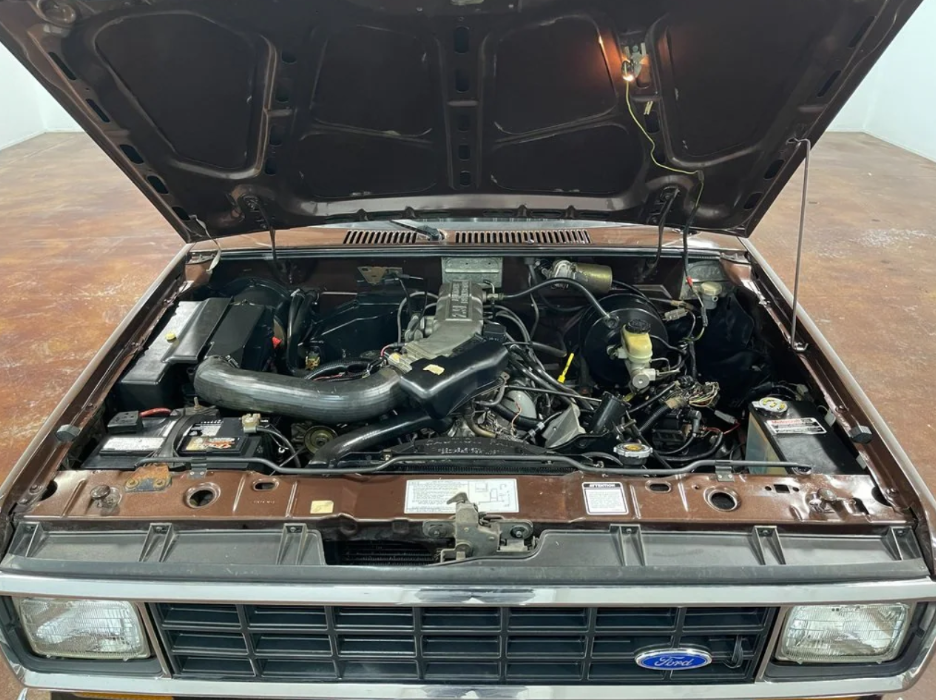 Sold: 1987 Ford Bronco II XL