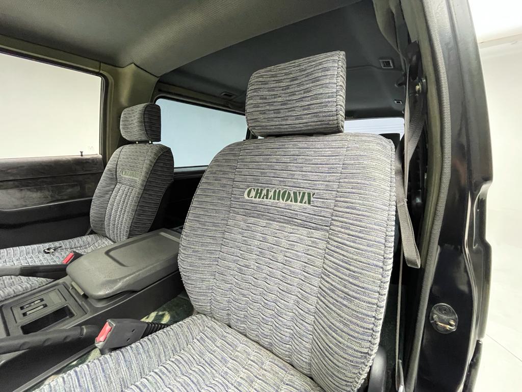 Sold: 1992 Mitsubishi Delica L300 Chamonix