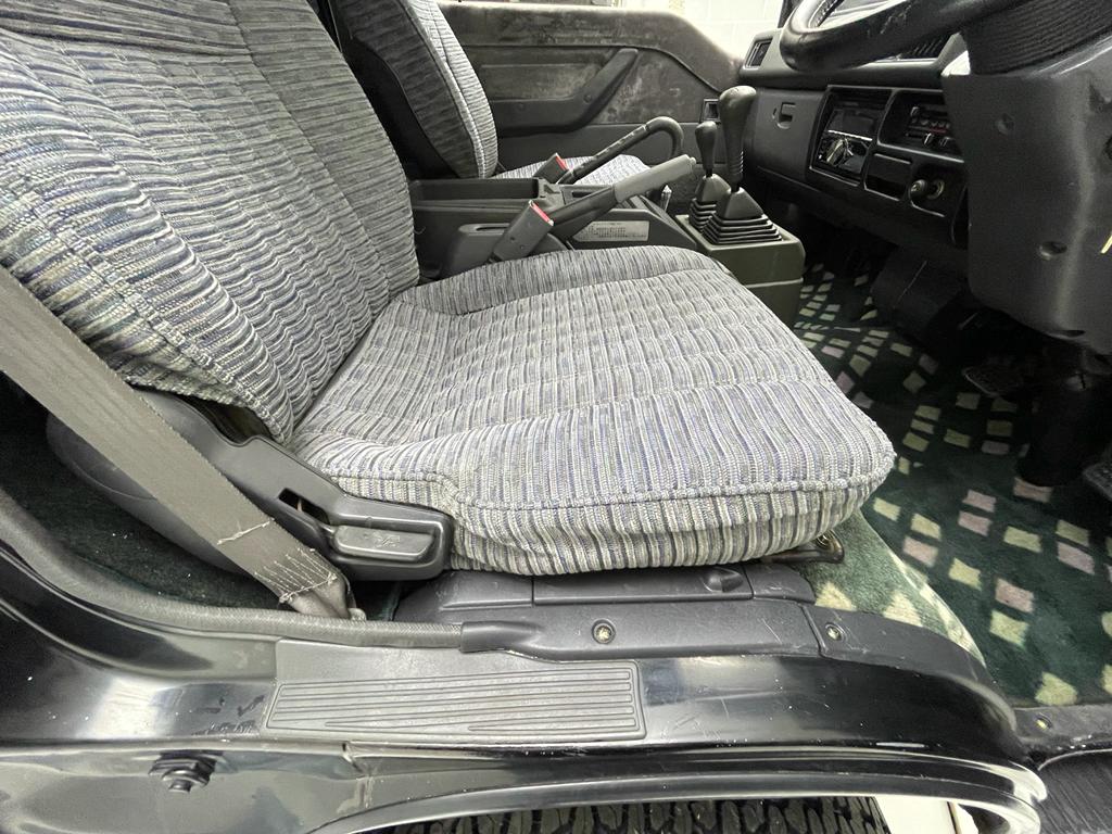 Sold: 1992 Mitsubishi Delica L300 Chamonix