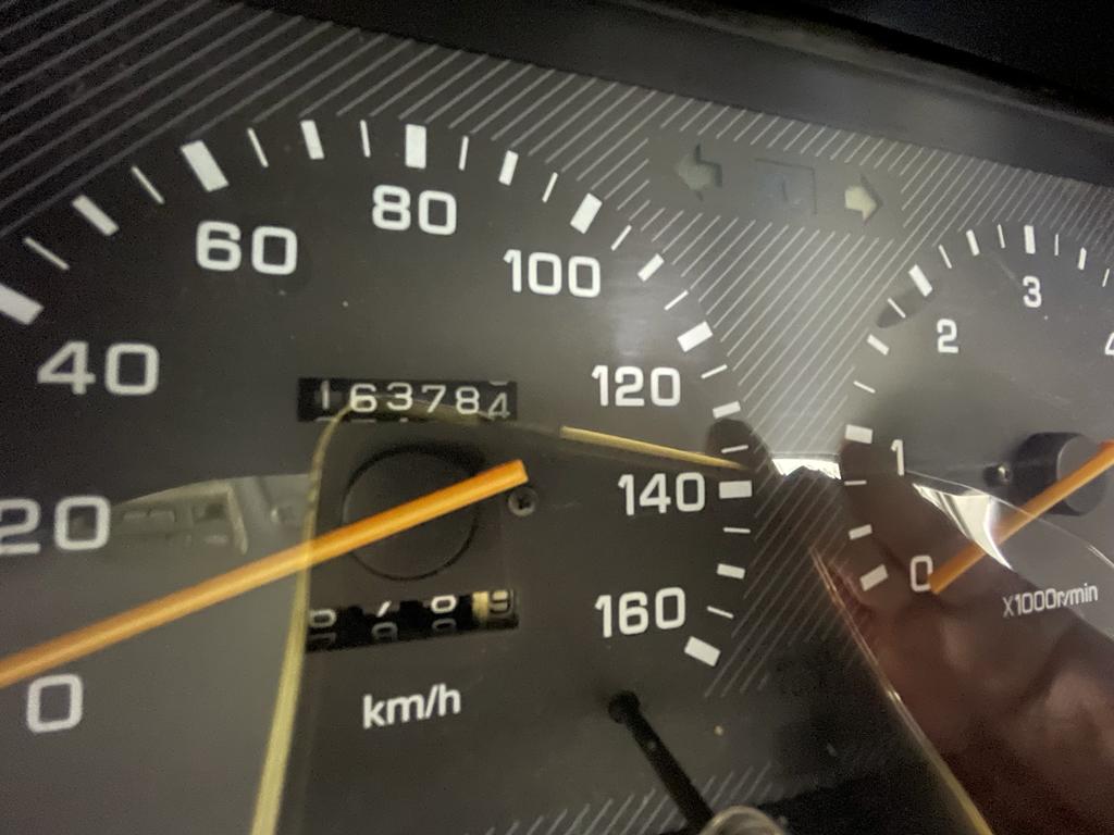 Sold: 1992 Mitsubishi Delica L300 Chamonix