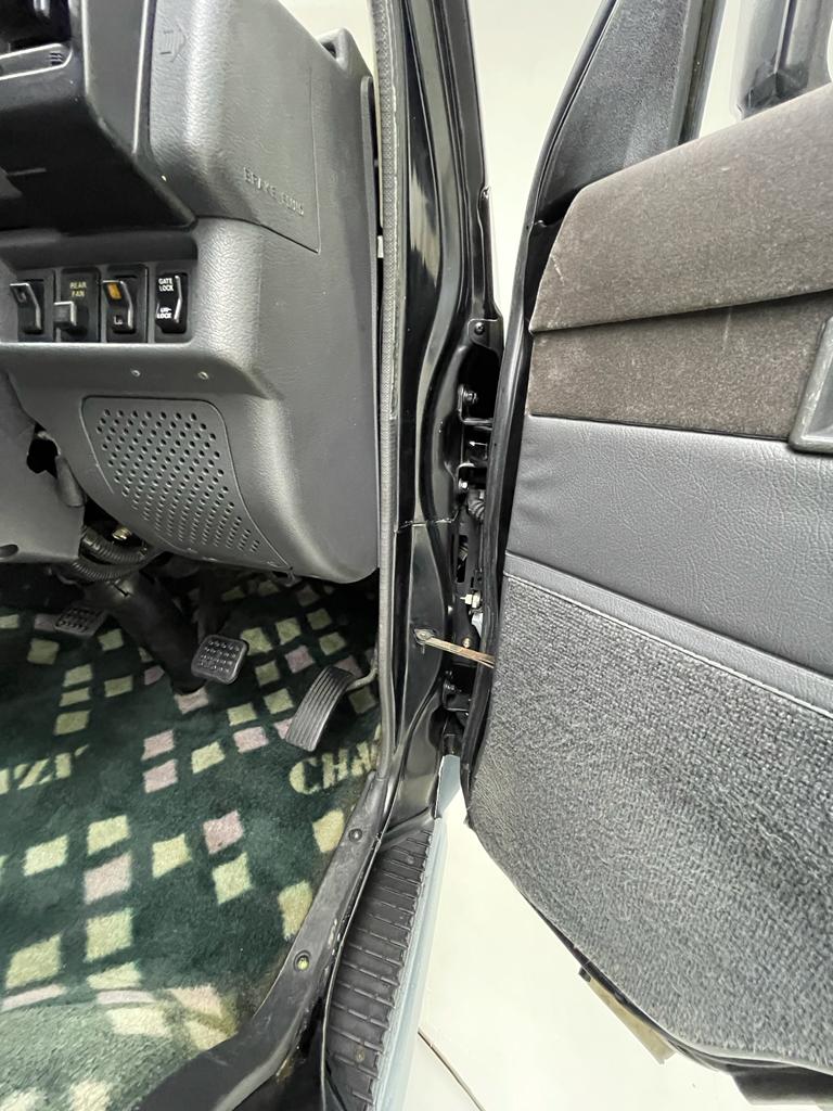 Sold: 1992 Mitsubishi Delica L300 Chamonix