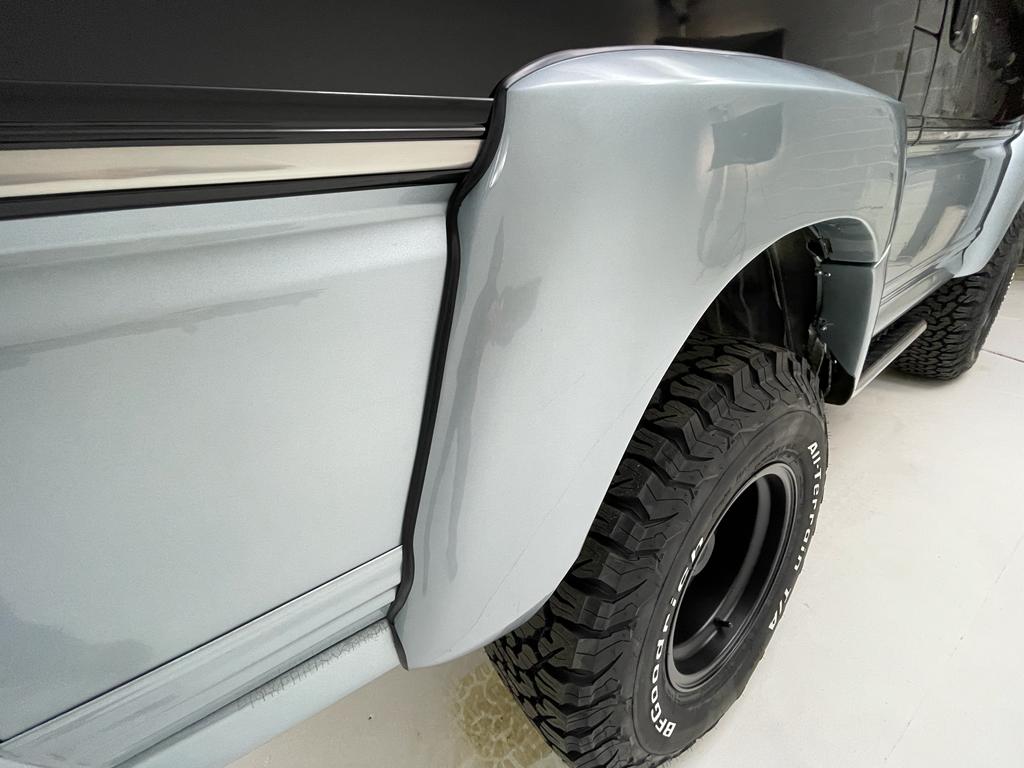 Sold: 1992 Mitsubishi Delica L300 Chamonix