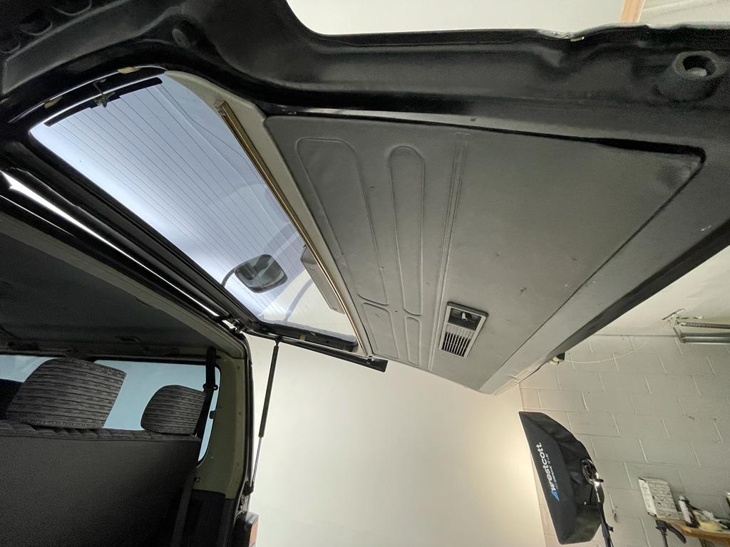 Sold: 1992 Mitsubishi Delica L300 Chamonix