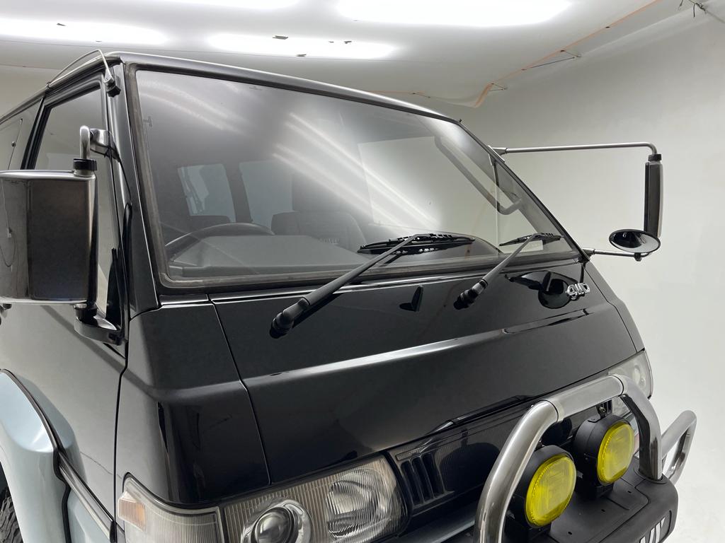 Sold: 1992 Mitsubishi Delica L300 Chamonix