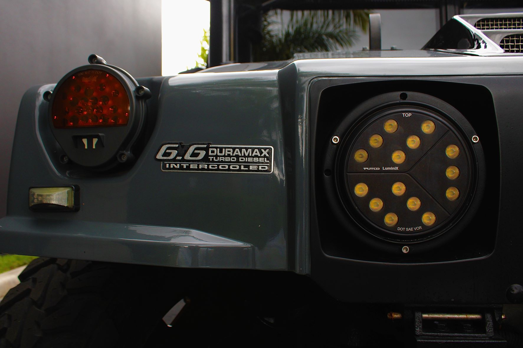 Sold: 1999 Hummer H1