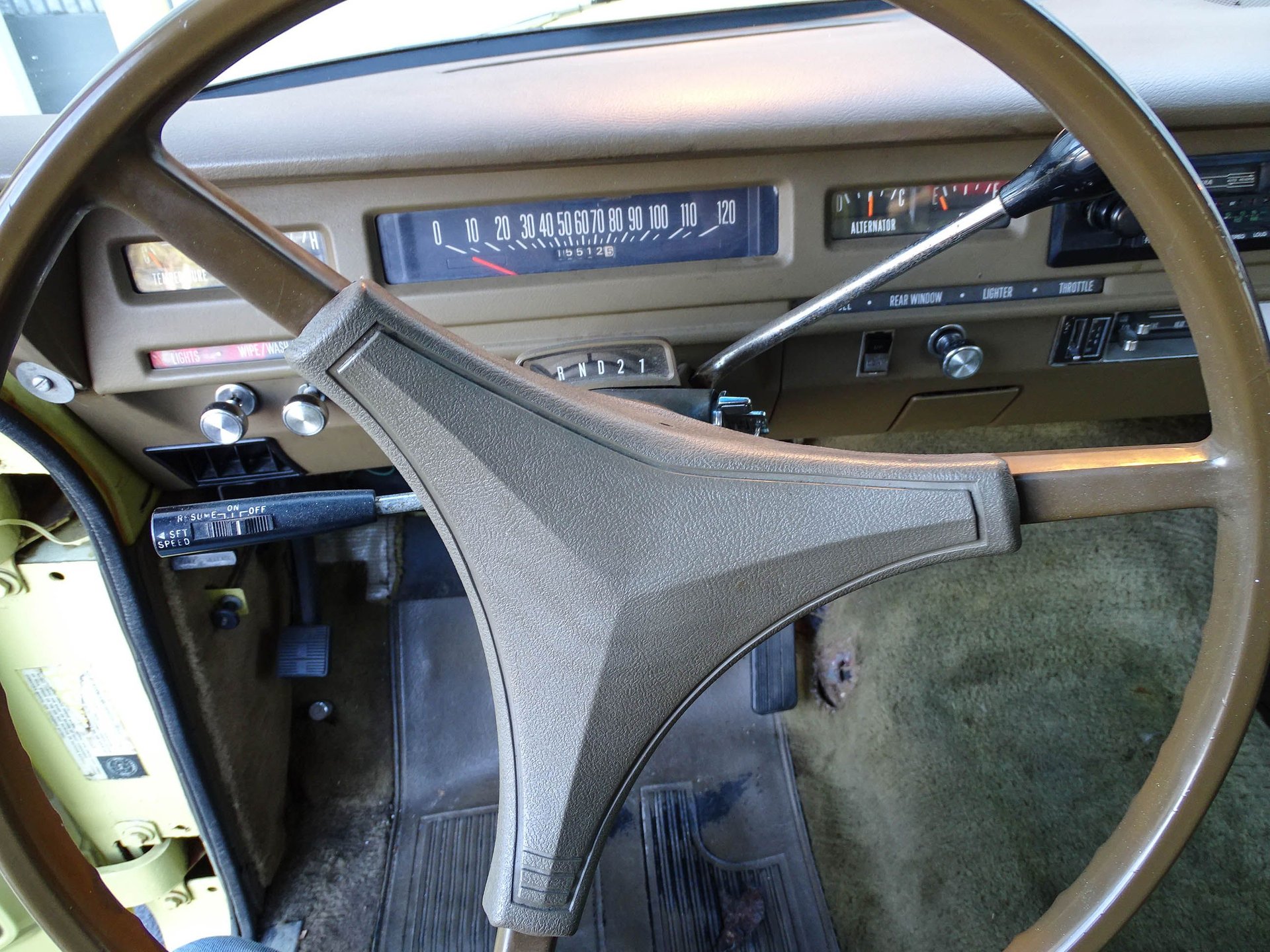 Sold: 1974 International Harvester Travelall