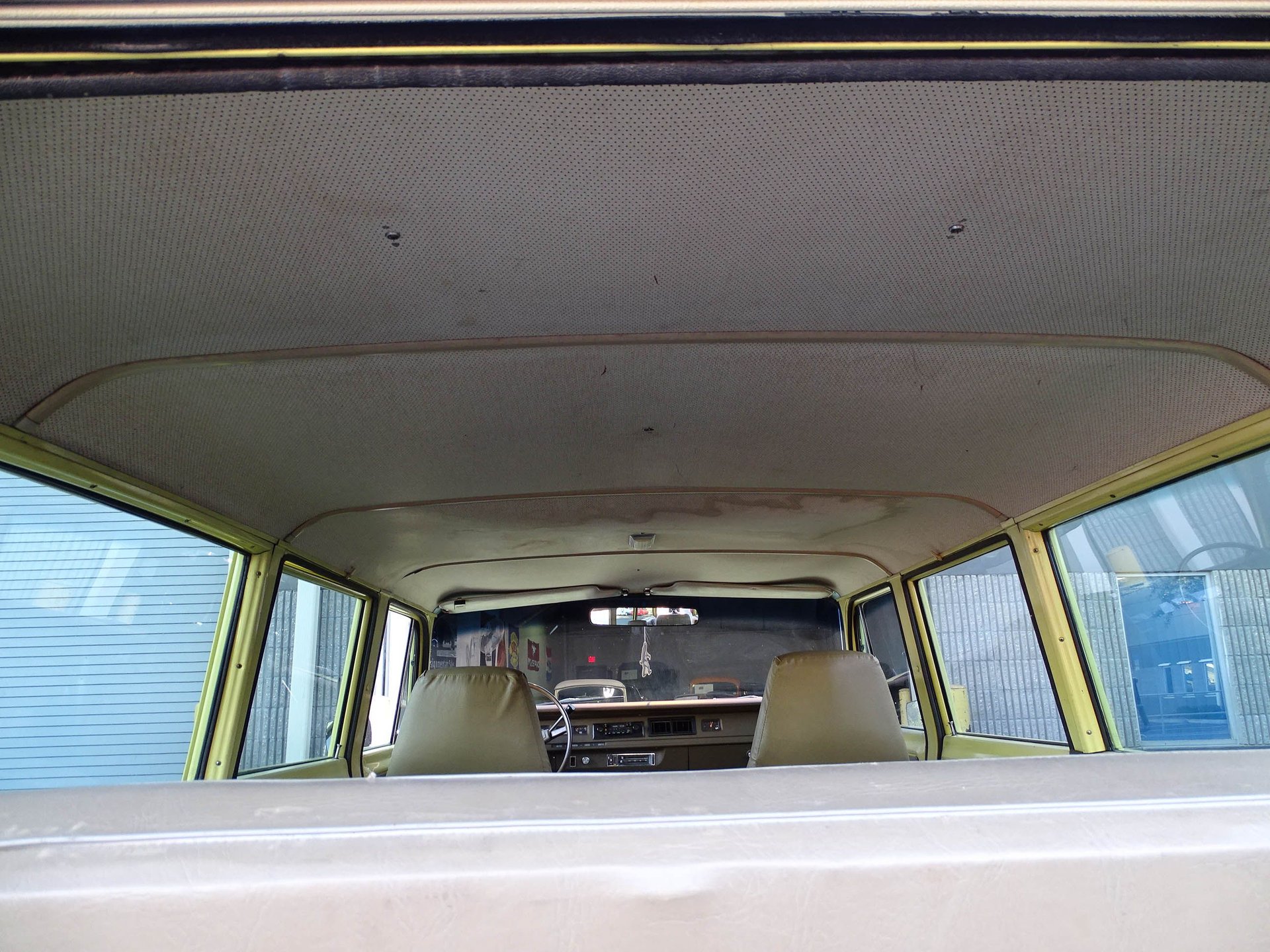 Sold: 1974 International Harvester Travelall