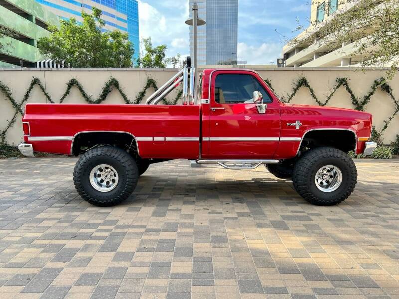 Sold: 1986 Chevrolet K10 Silverado