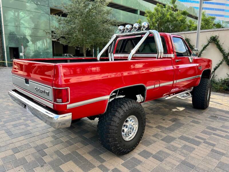 Sold: 1986 Chevrolet K10 Silverado