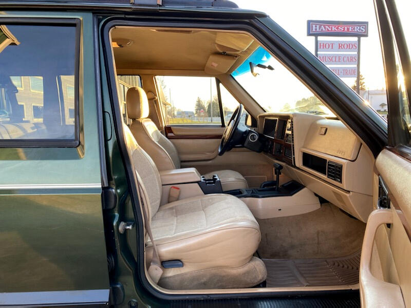 Sold: 1996 Jeep Cherokee XJ