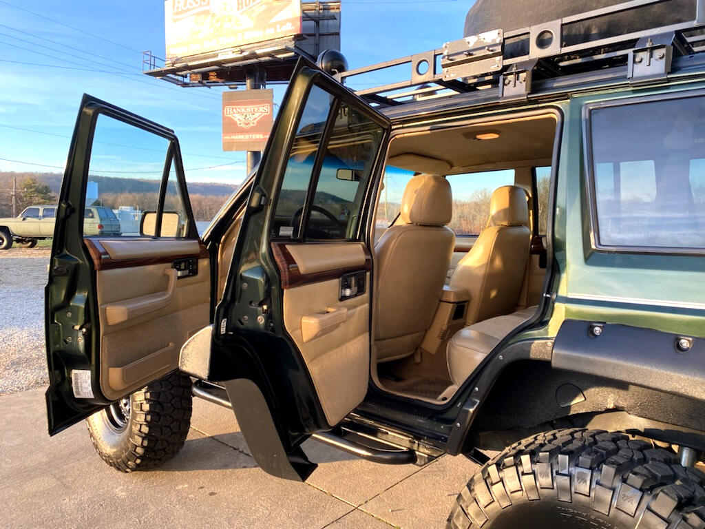 Sold: 1996 Jeep Cherokee XJ