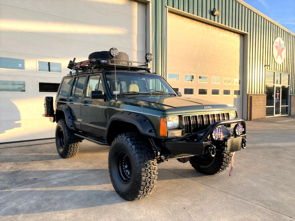 Sold: 1996 Jeep Cherokee XJ