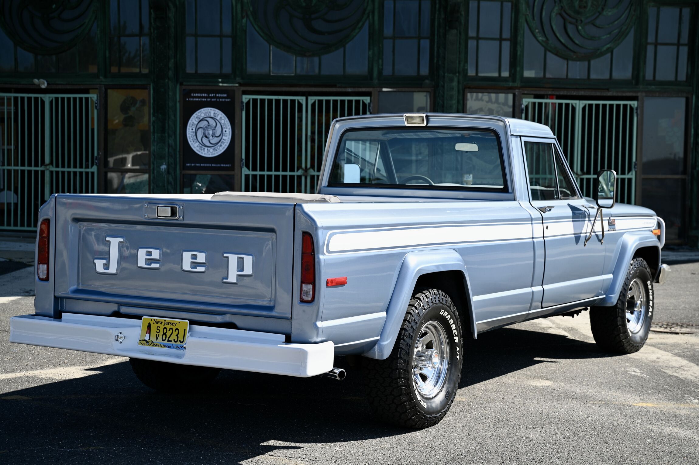 Sold: 1982 Jeep J-10