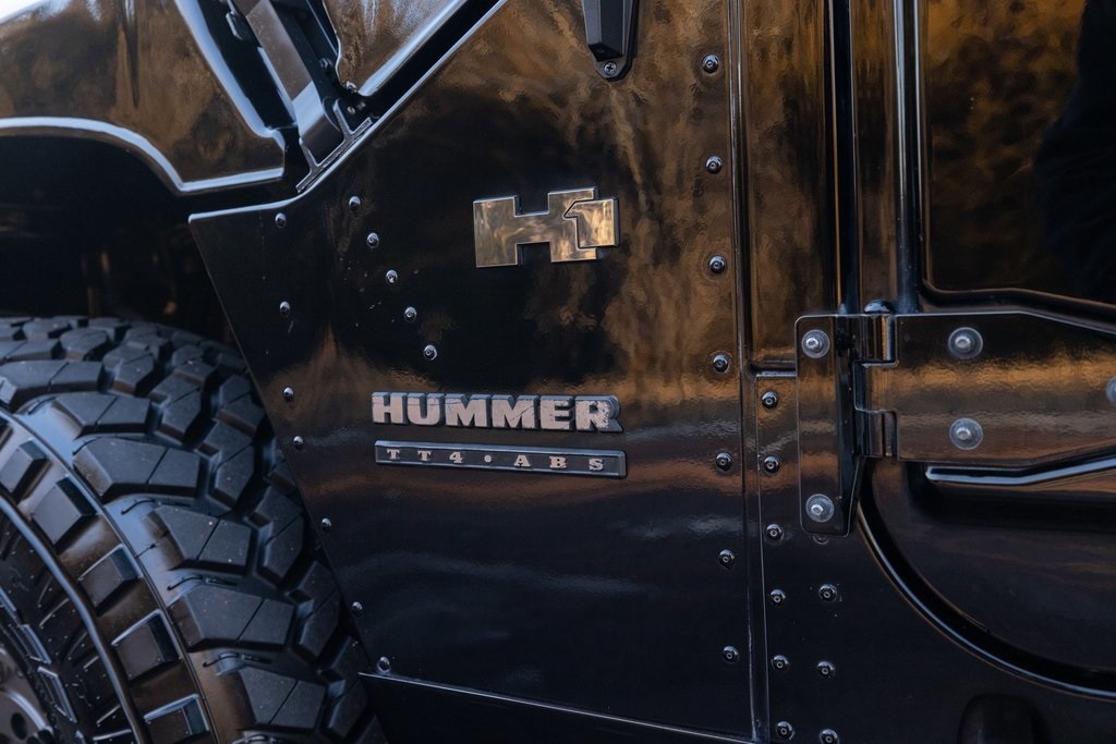 Sold: 1999 Hummer H1
