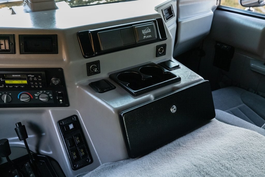 Sold: 1999 Hummer H1