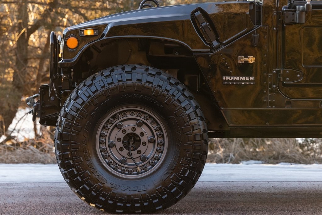 Sold: 1999 Hummer H1
