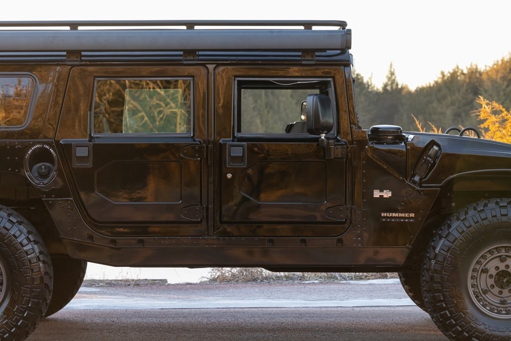 Sold: 1999 Hummer H1