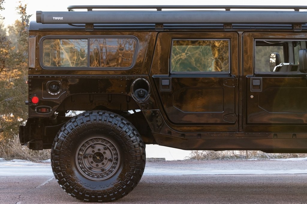 Sold: 1999 Hummer H1