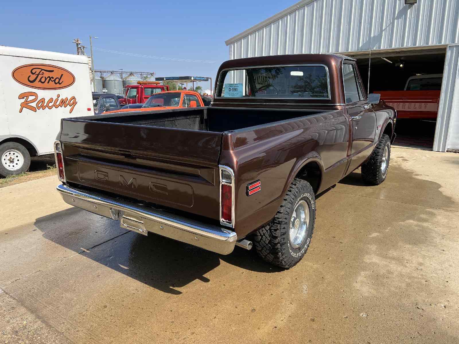 1971 GMC K1500 Shortbox 4x4 - 3