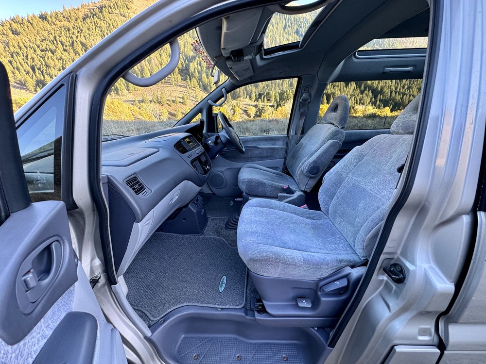 1998 Mitsubishi Delica L400 Spacegear