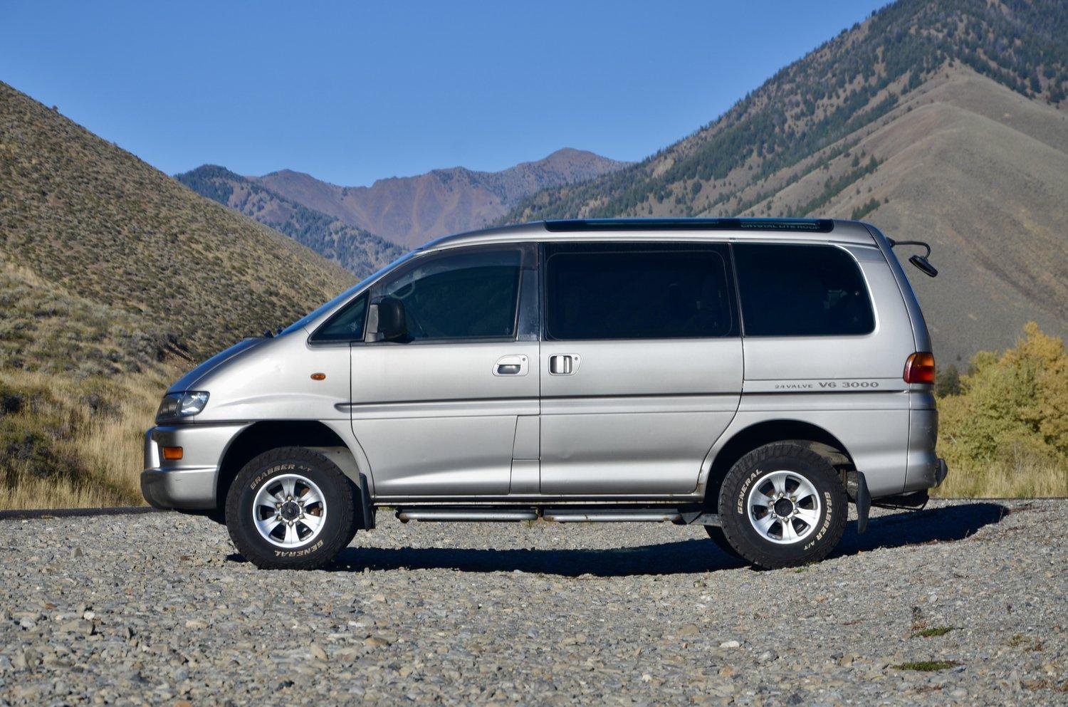 1998 Mitsubishi Delica L400 Spacegear - 5