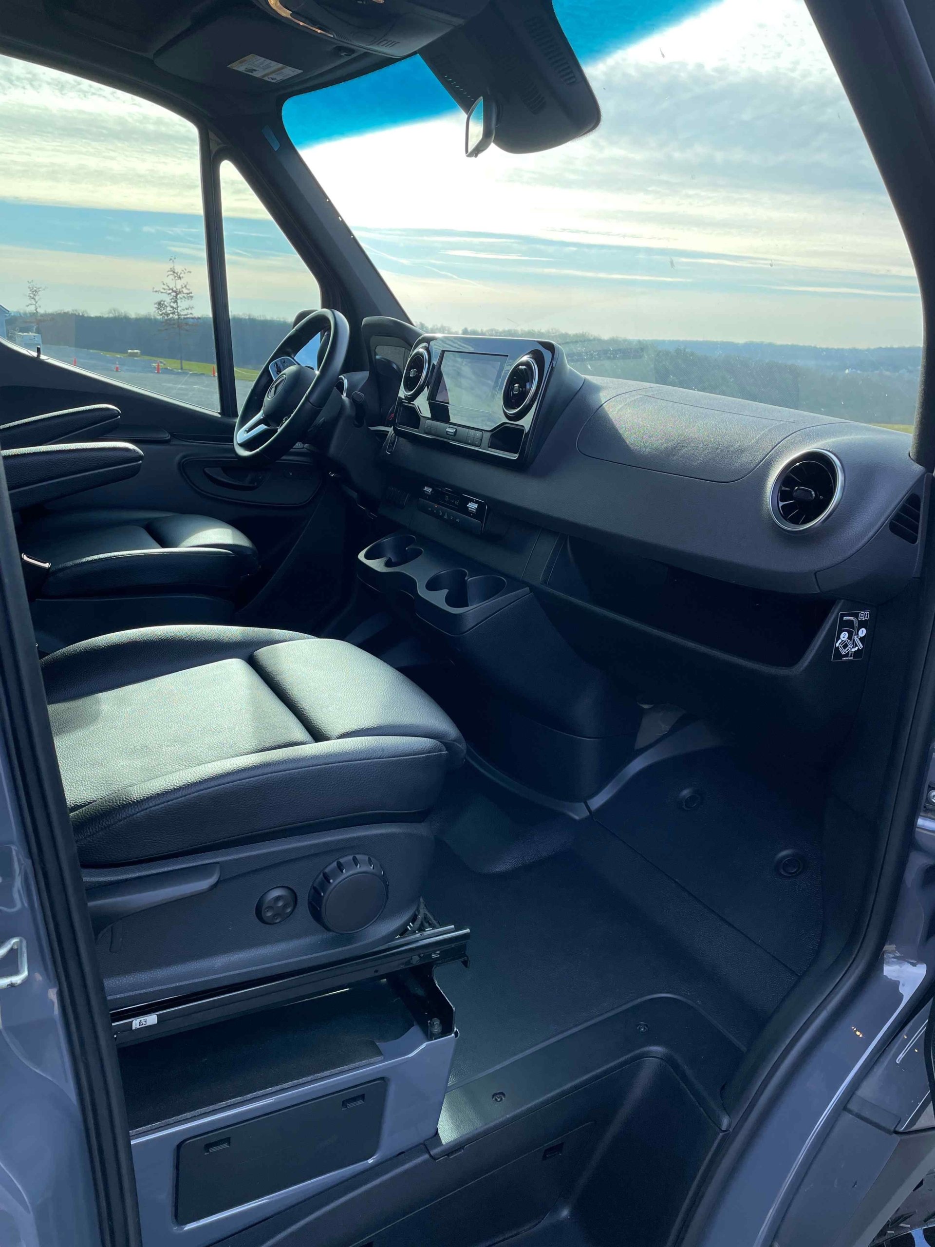 2022 Mercedes-Benz Sprinter 2500 170"