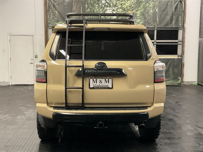 2016 Toyota 4Runner TRD Pro 4x4 - 5