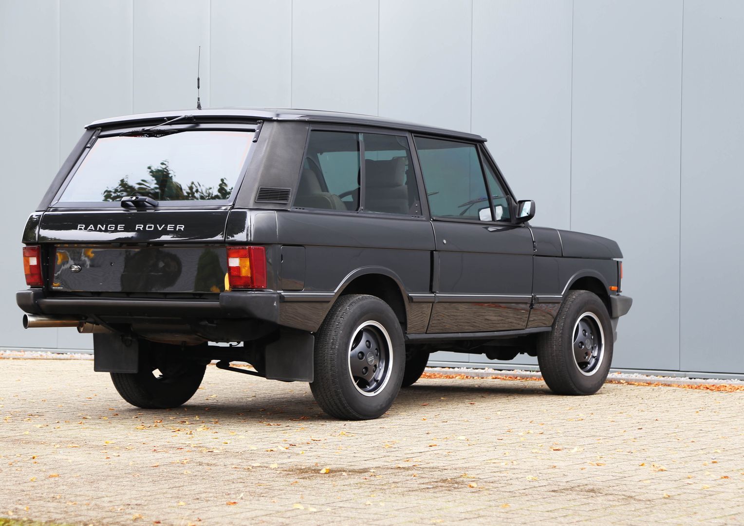 Sold: 1990 Range Rover Classic