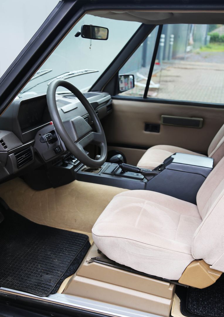 Sold: 1990 Range Rover Classic