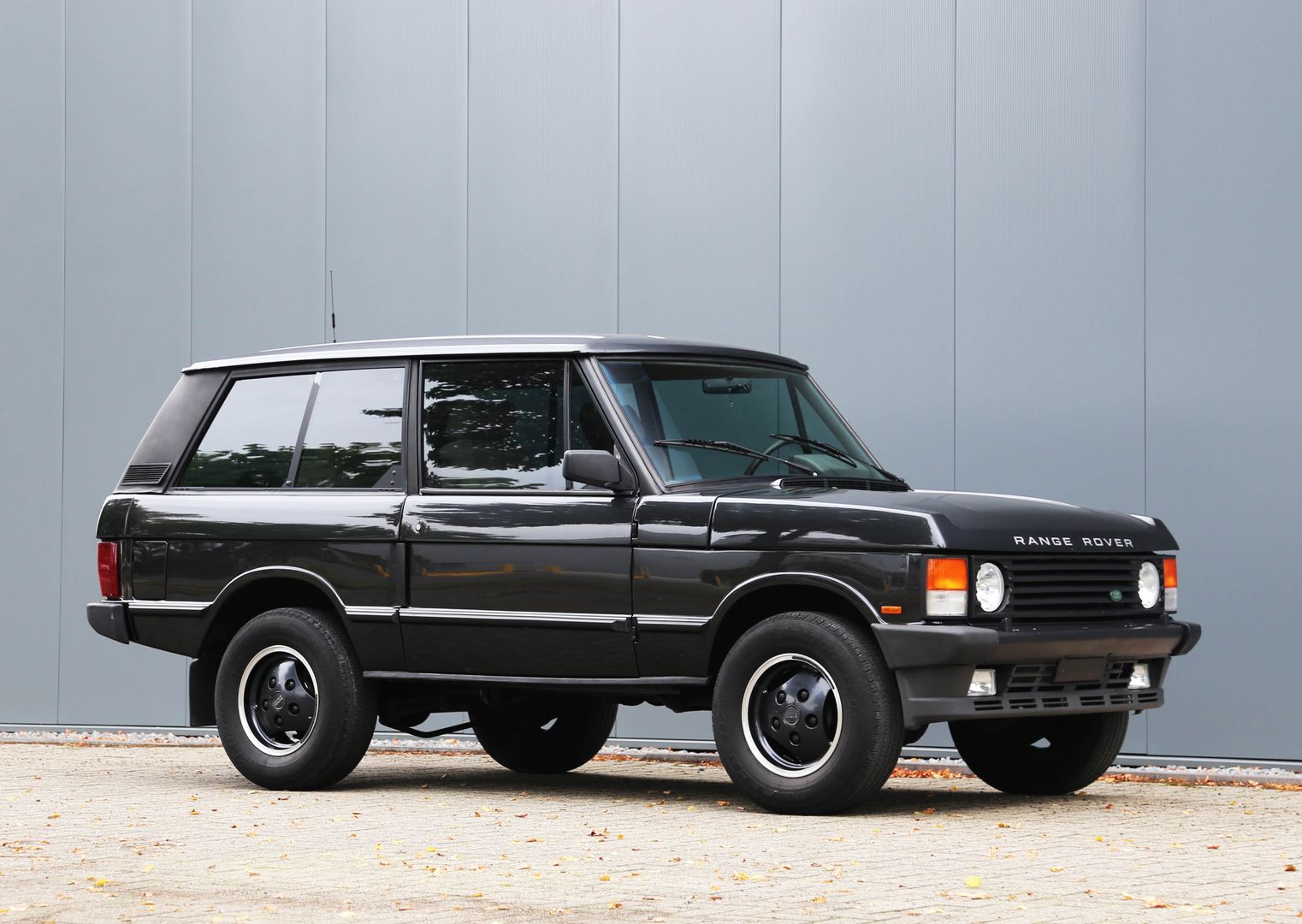 Sold: 1990 Range Rover Classic