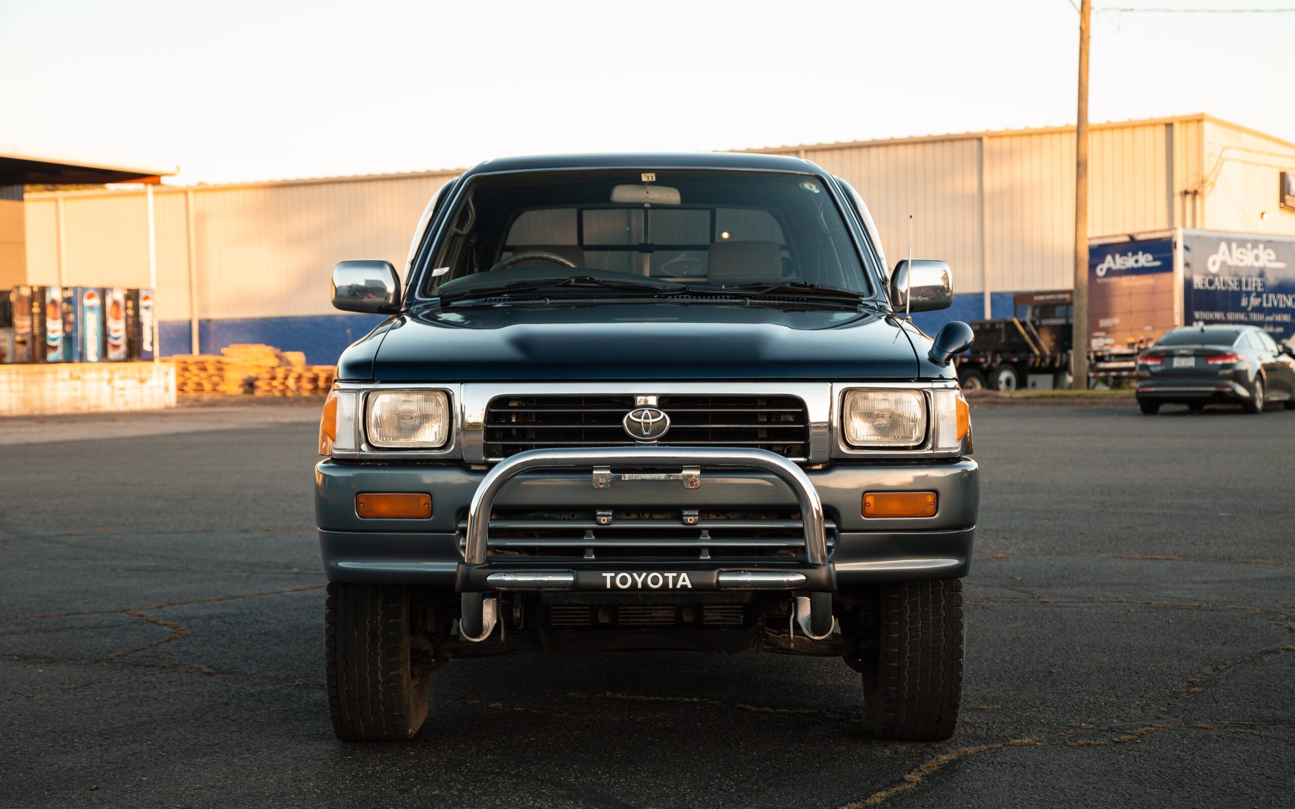 1996 Toyota Hilux SSR LN108 - 3
