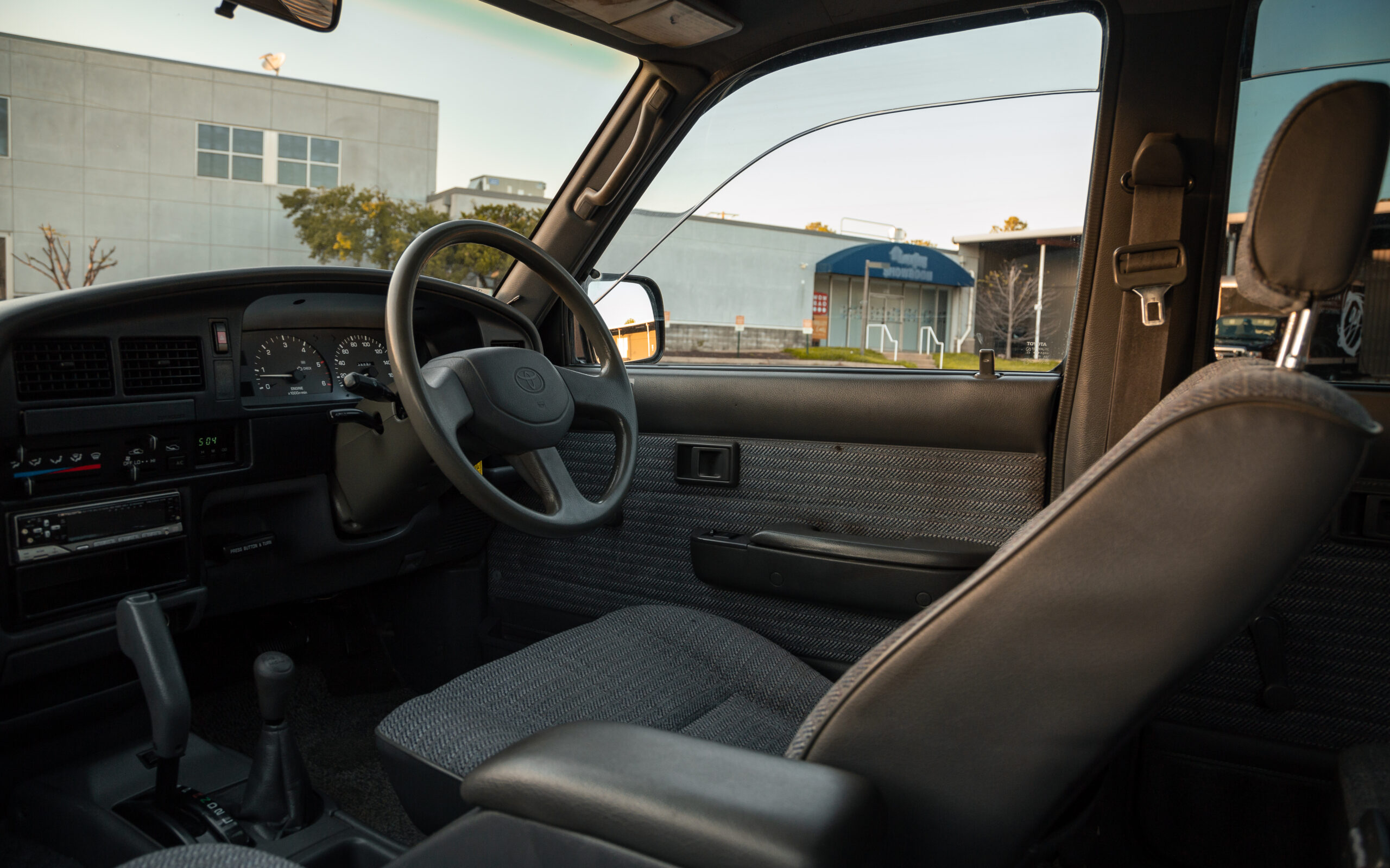 1996 Toyota Hilux SSR LN108