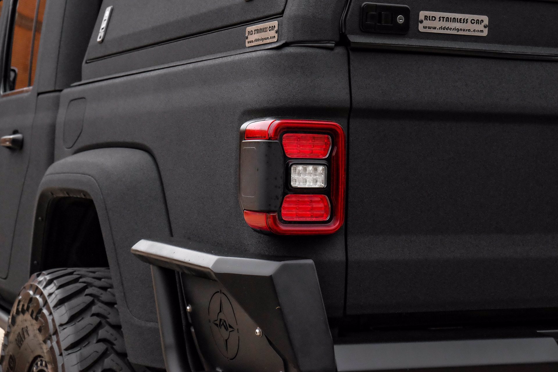 Sold: 2020 Jeep Gladiator Overland 4D Crew Cab