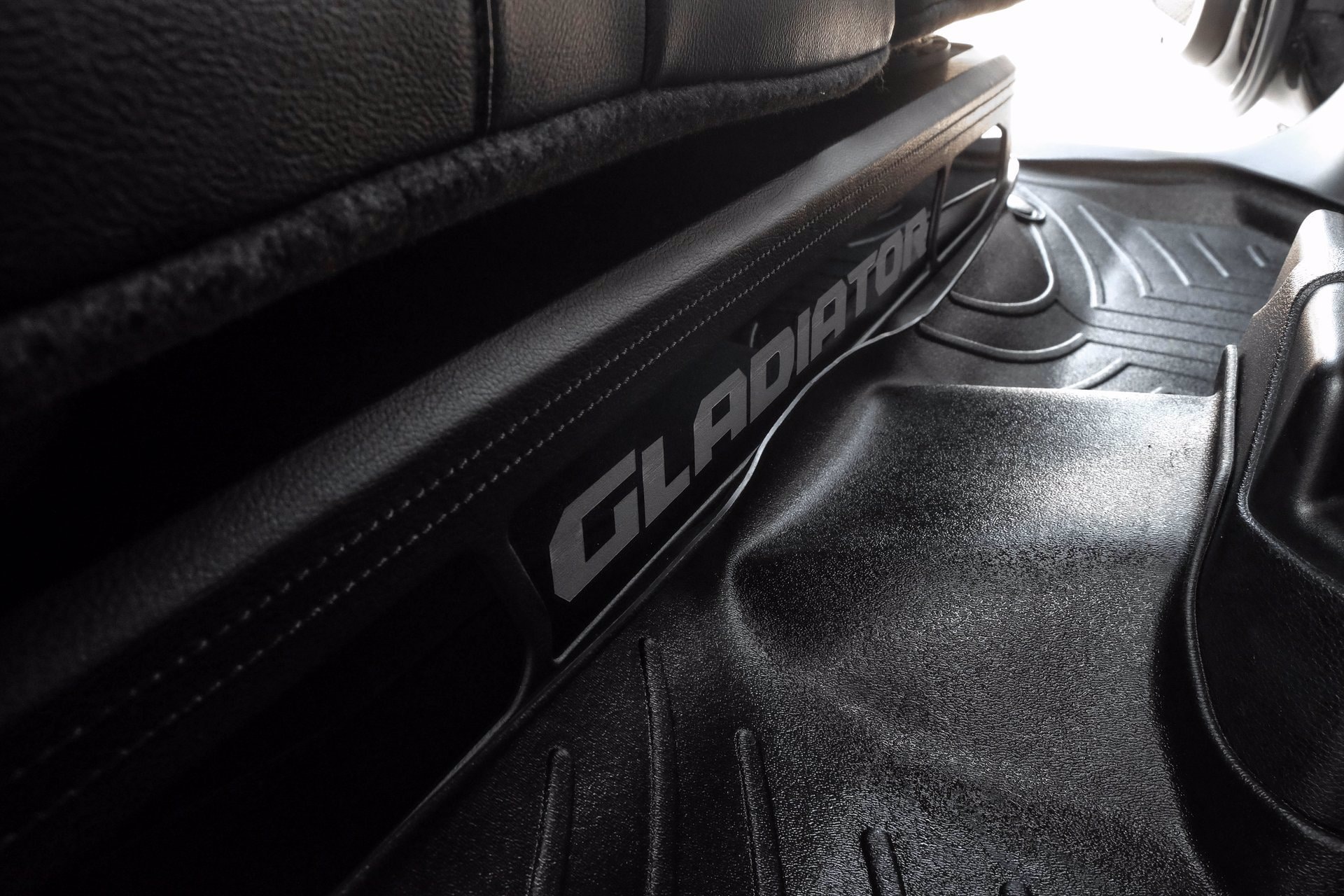 Sold: 2020 Jeep Gladiator Overland 4D Crew Cab