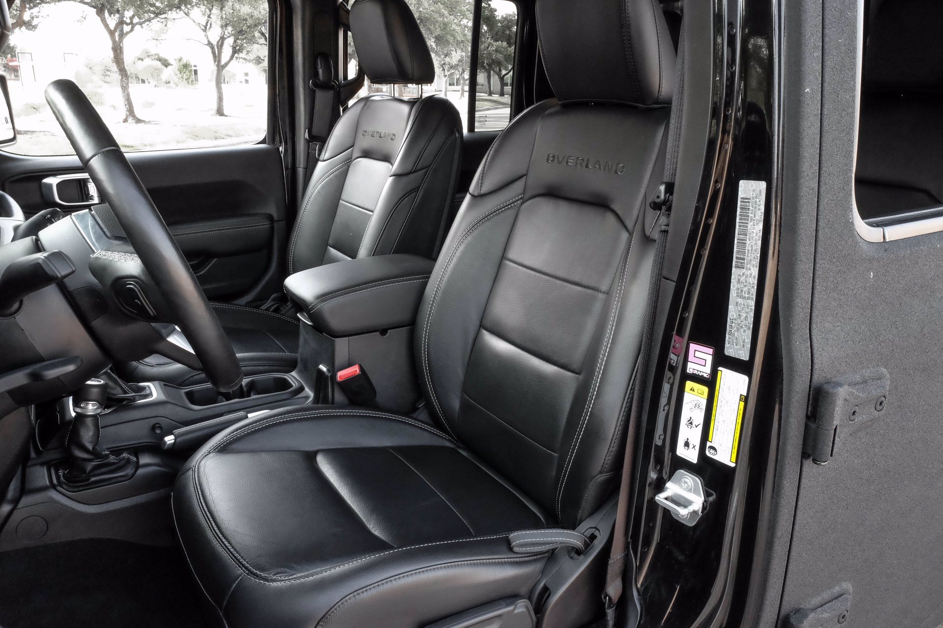 Sold: 2020 Jeep Gladiator Overland 4D Crew Cab