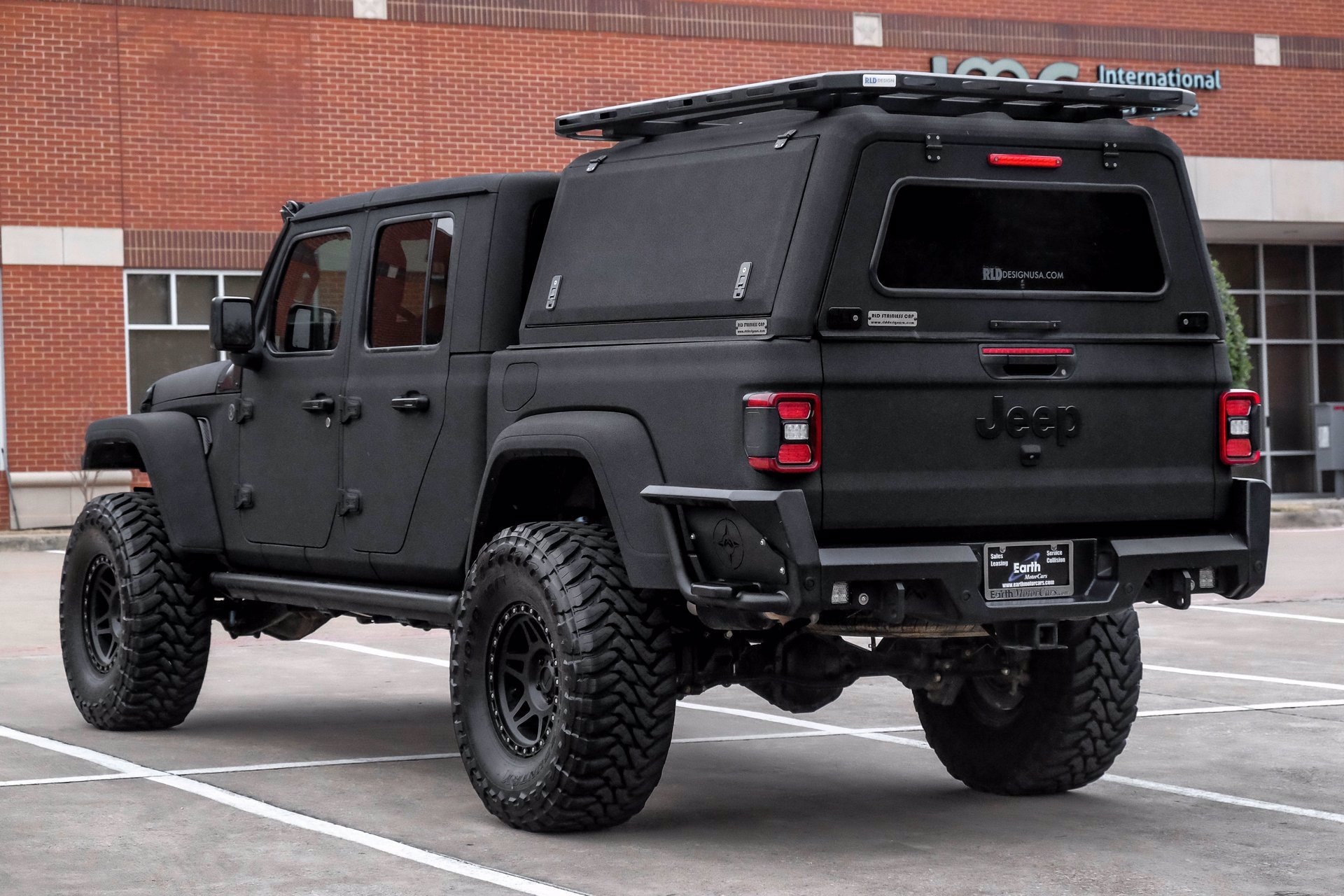 Sold: 2020 Jeep Gladiator Overland 4D Crew Cab