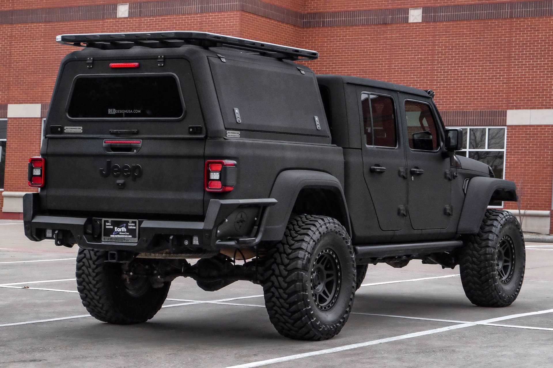 Sold: 2020 Jeep Gladiator Overland 4D Crew Cab