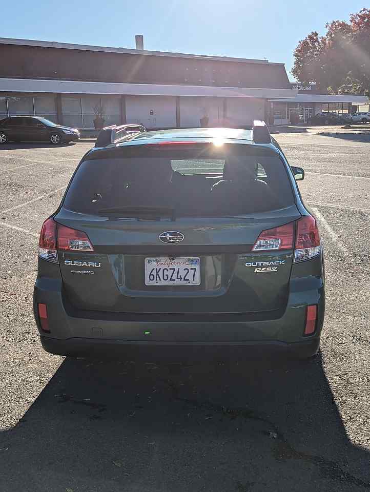 Sold: 2010 Subaru Outback 2.5i Limited