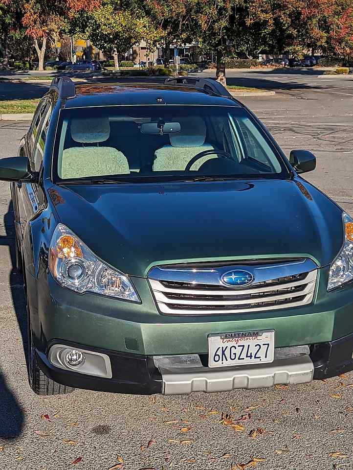 Sold: 2010 Subaru Outback 2.5i Limited