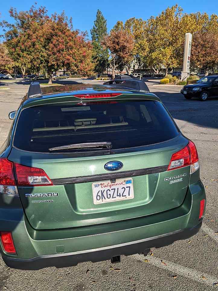 Sold: 2010 Subaru Outback 2.5i Limited