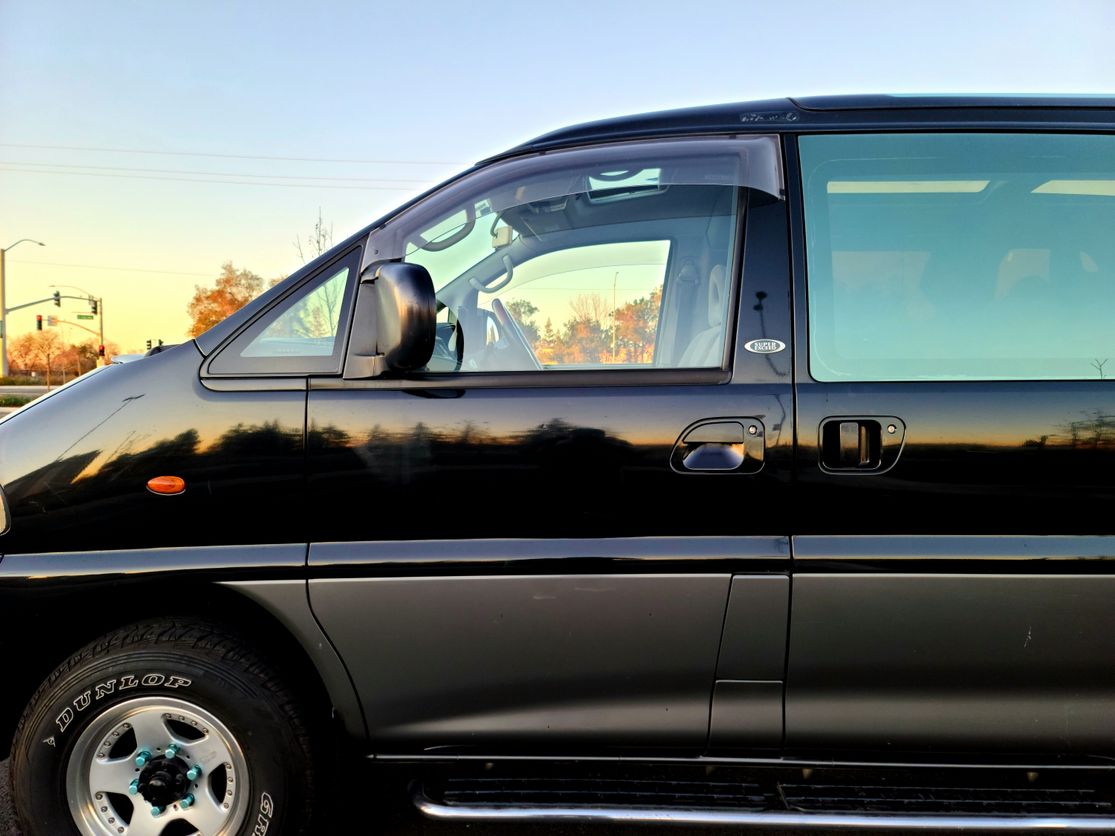 Sold: 1996 Mitsubishi Delica Space Gear Super Exceed