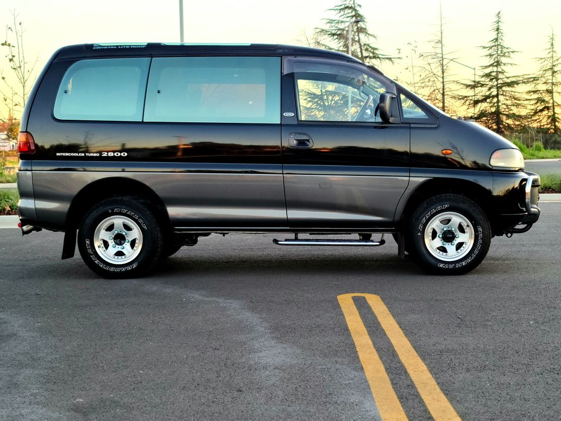Sold: 1996 Mitsubishi Delica Space Gear Super Exceed