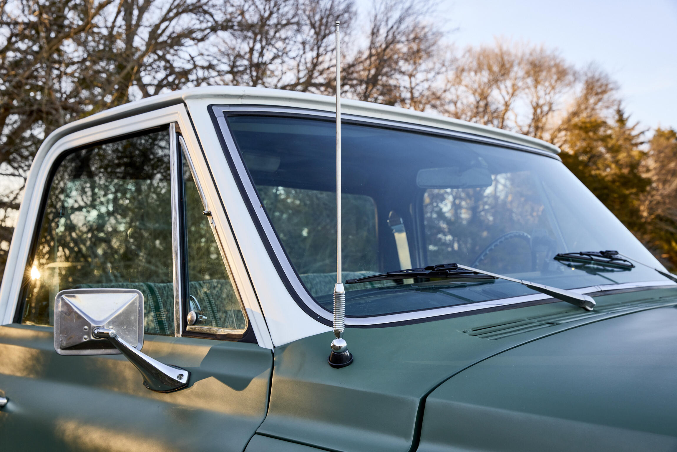 Sold: 1972 GMC 2500 Super Custom 4x4