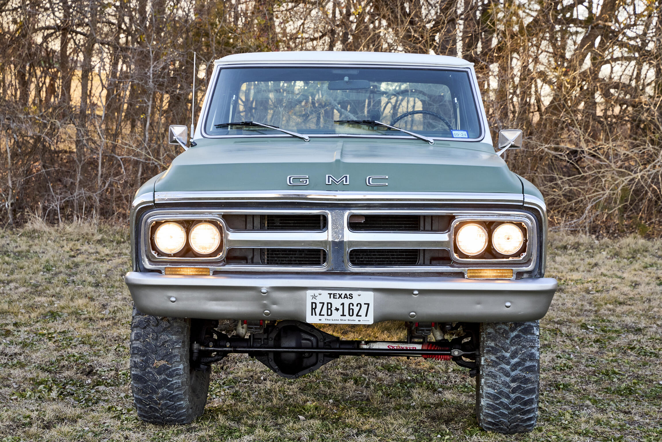 Sold: 1972 GMC 2500 Super Custom 4x4