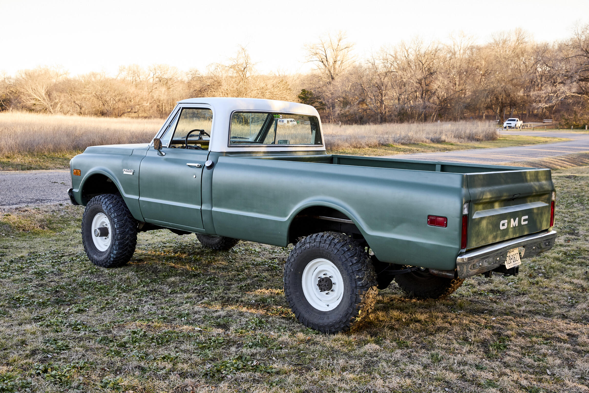 Sold: 1972 GMC 2500 Super Custom 4x4