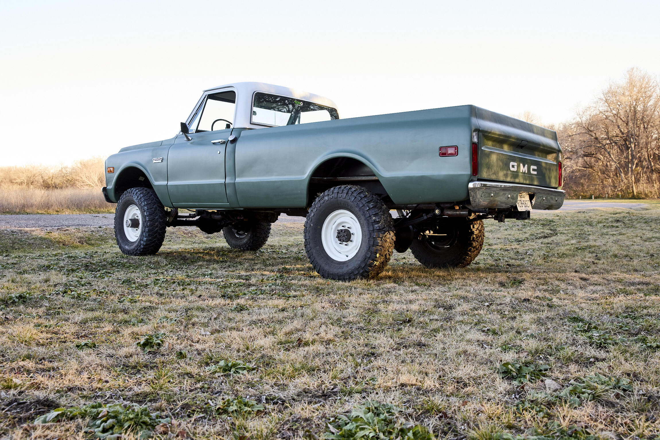 Sold: 1972 GMC 2500 Super Custom 4x4