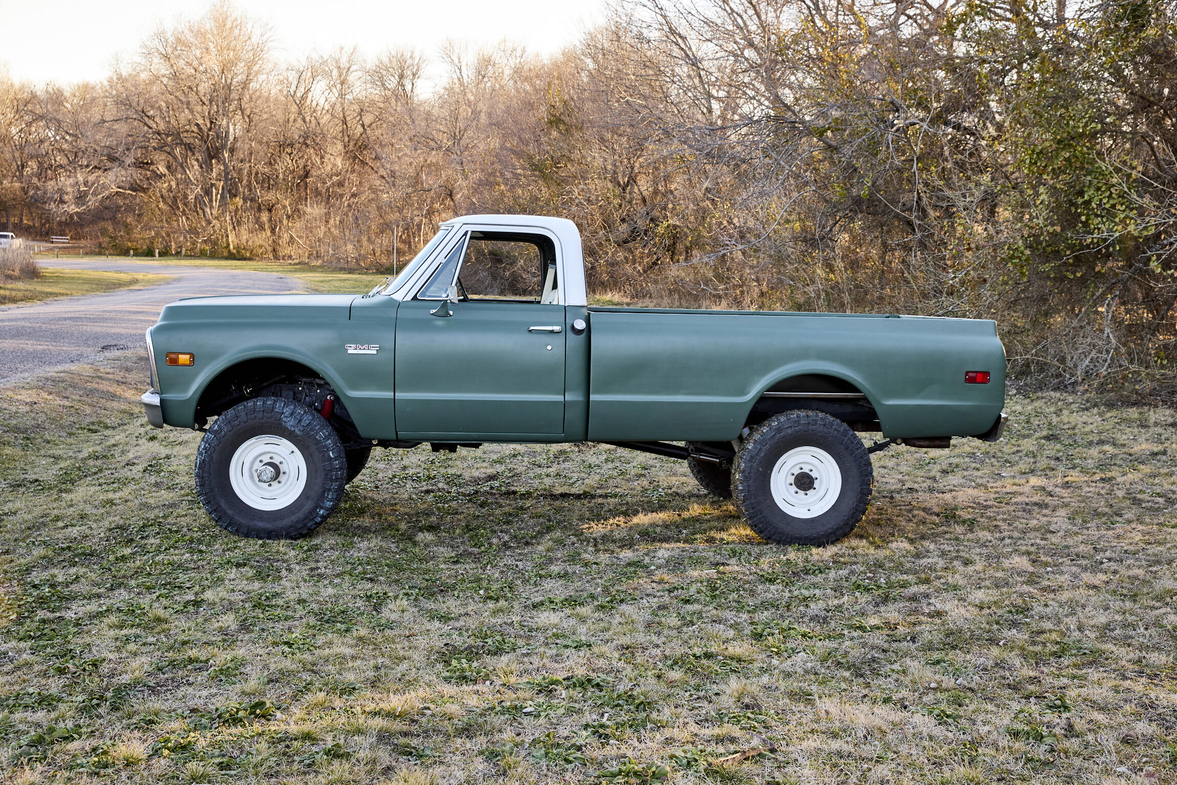 Sold: 1972 GMC 2500 Super Custom 4x4 - 4
